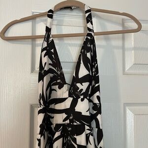 BB DAKOTA FLORAL BACKLESS MAXI DRESS